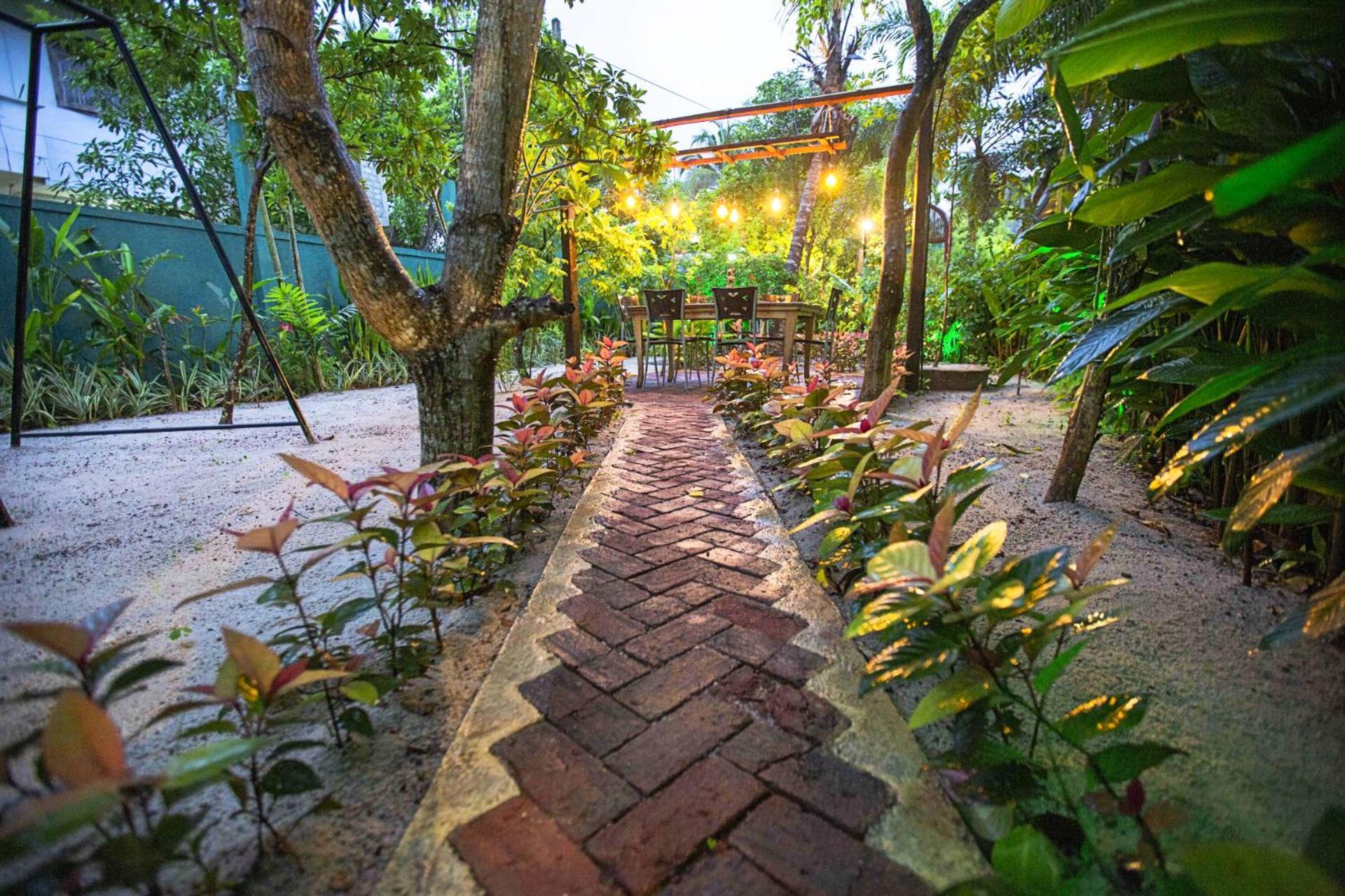 Arcadia Bed & Breakfast Hikkaduwa